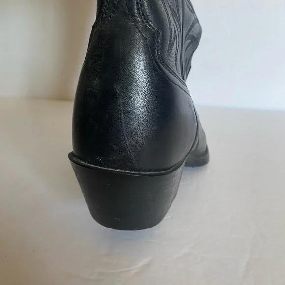 Ariat Black Heeled Boots Classic Western Style - Picture 10 of 10